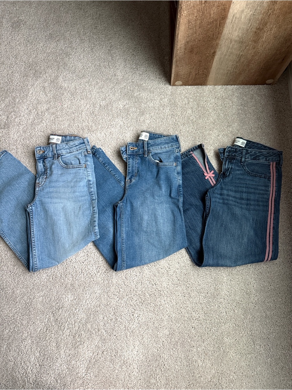 Bundle of 3 size 9/10 Abercrombie girls jeans